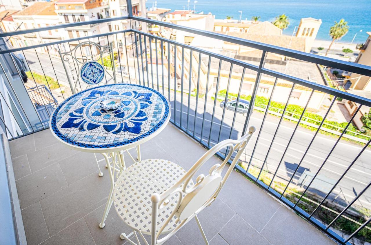 Vista Mare Apartments จีอาร์ดีนี นักซอส ภายนอก รูปภาพ