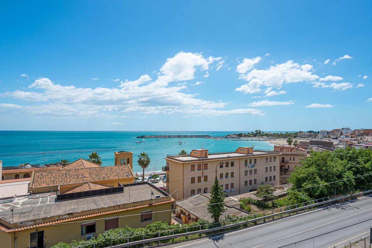 Vista Mare Apartments จีอาร์ดีนี นักซอส ภายนอก รูปภาพ