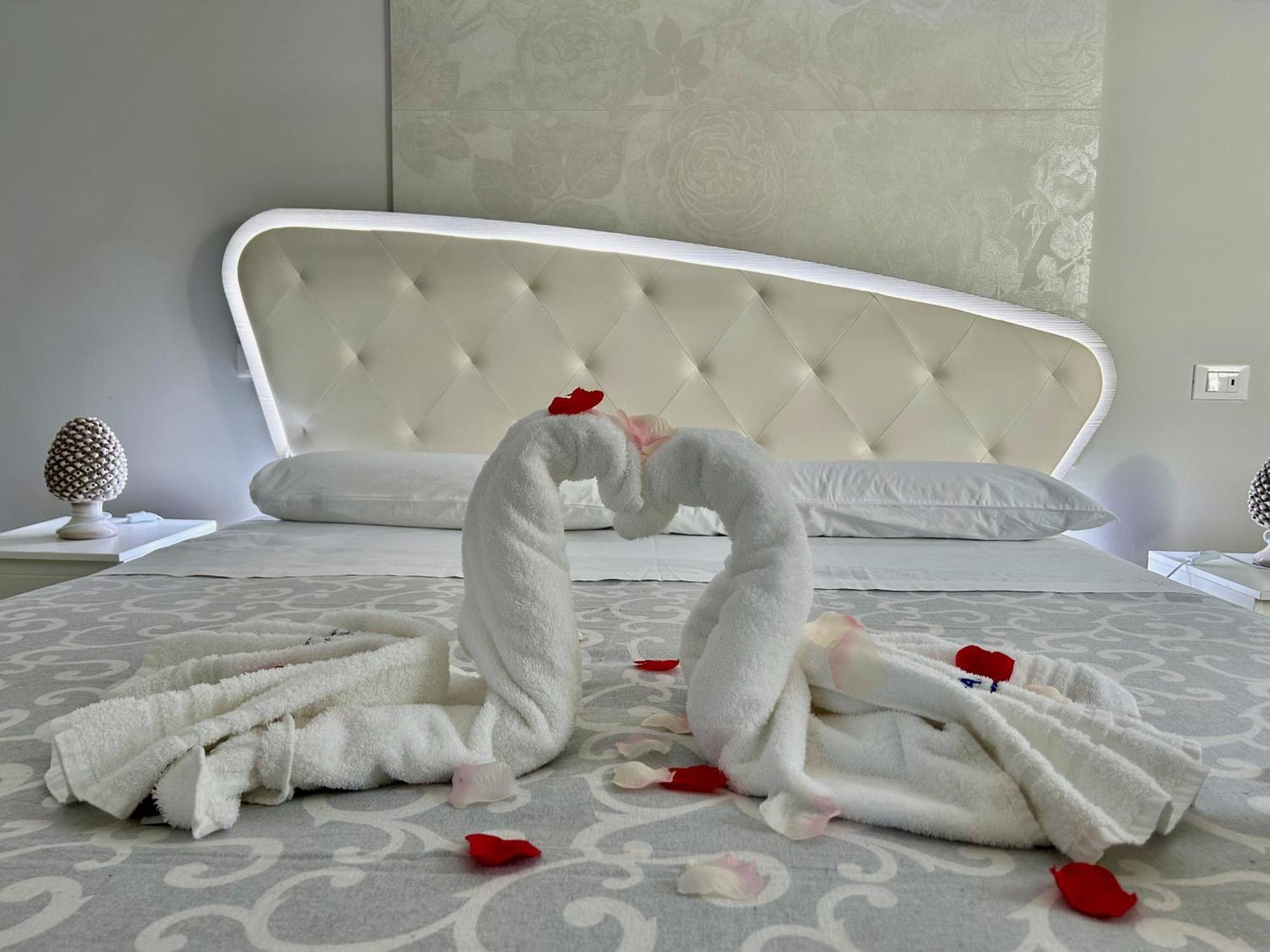 Vista Mare Apartments จีอาร์ดีนี นักซอส ภายนอก รูปภาพ