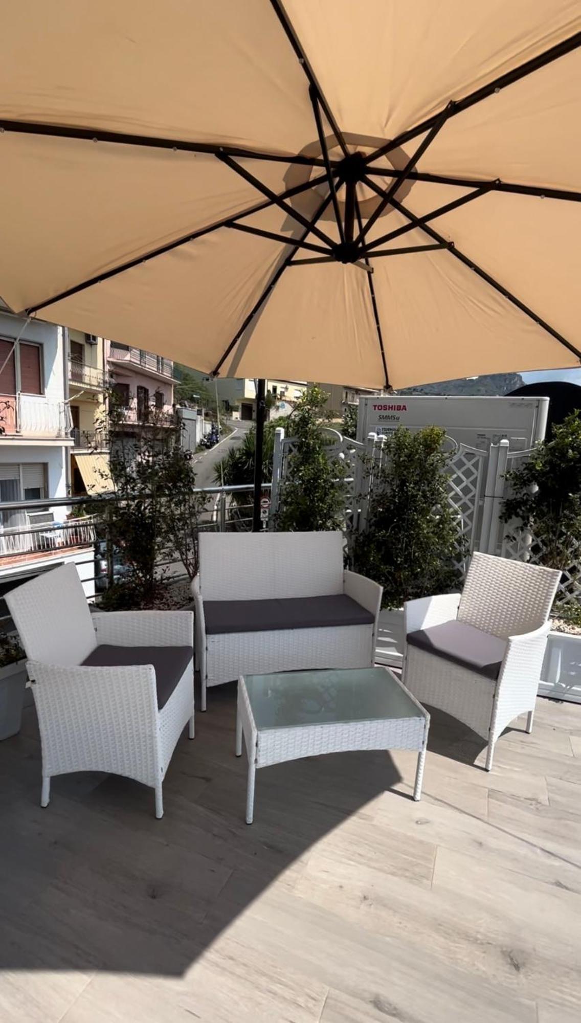 Vista Mare Apartments จีอาร์ดีนี นักซอส ภายนอก รูปภาพ