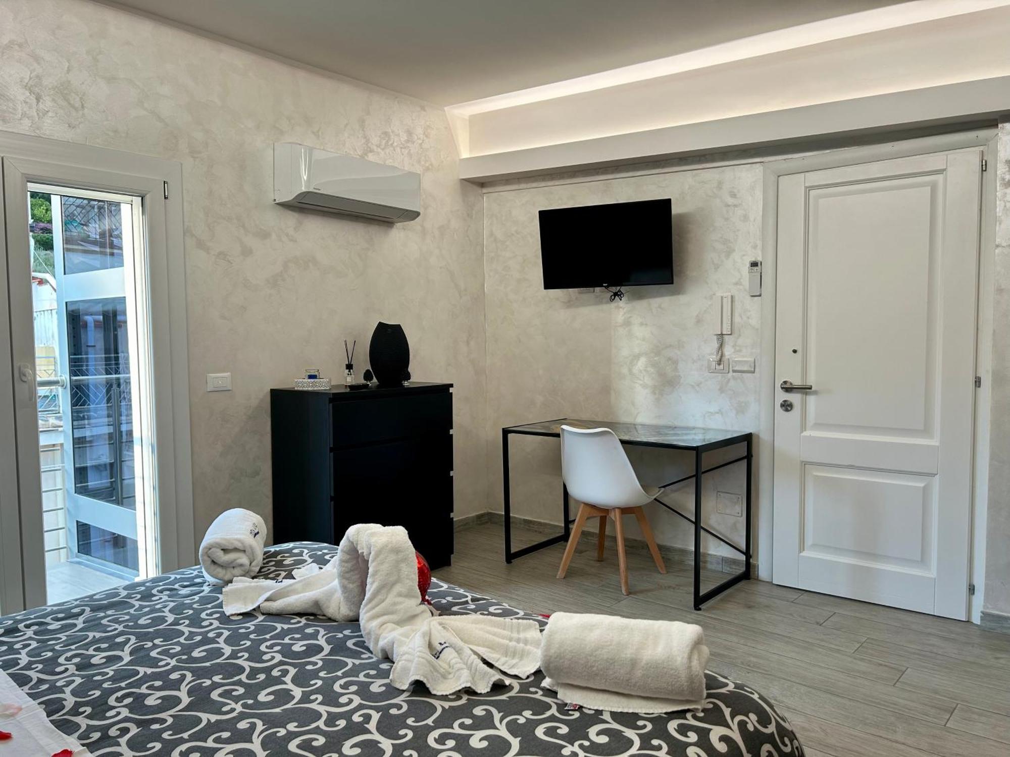 Vista Mare Apartments จีอาร์ดีนี นักซอส ห้อง รูปภาพ