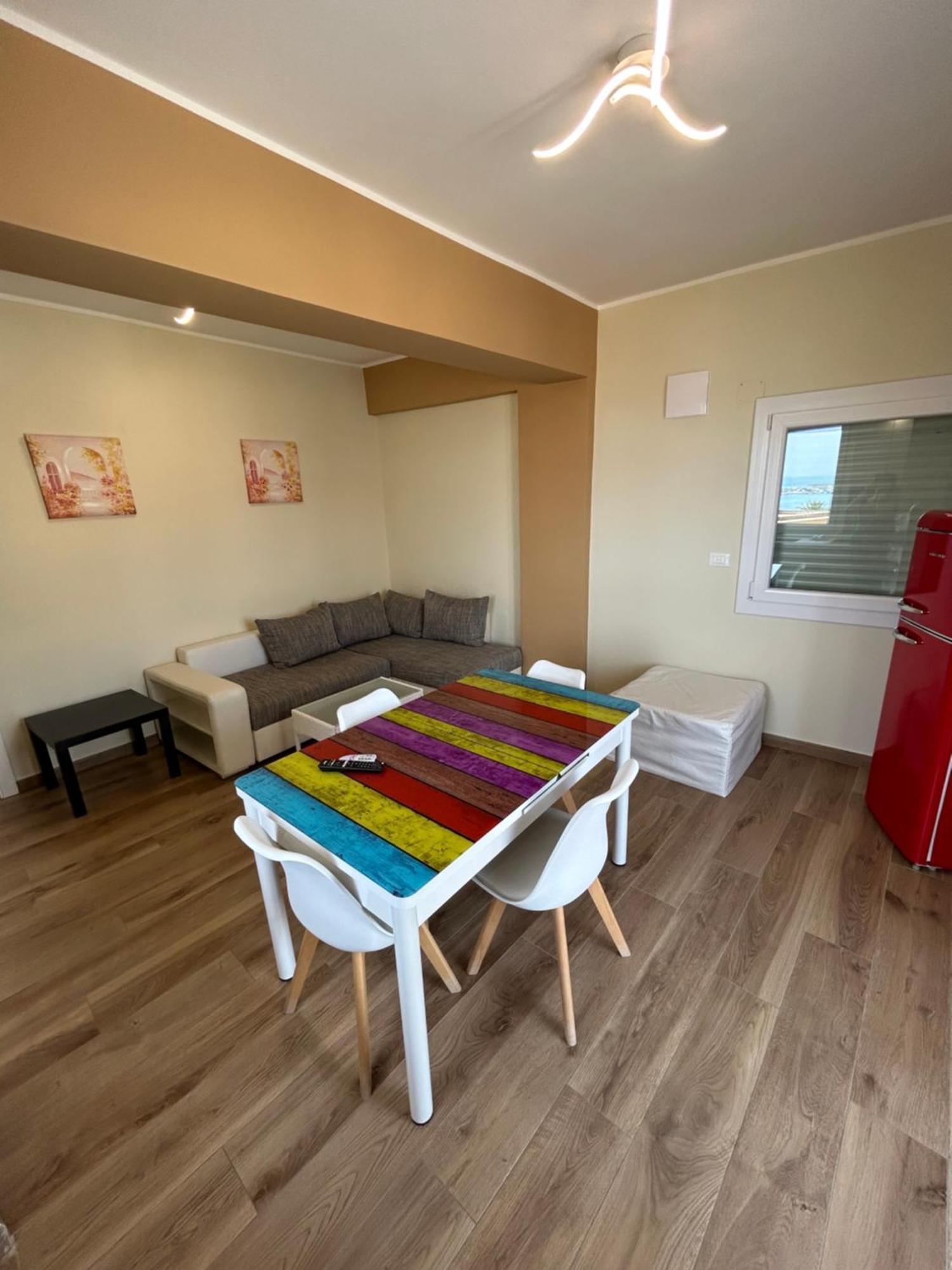 Vista Mare Apartments จีอาร์ดีนี นักซอส ภายนอก รูปภาพ